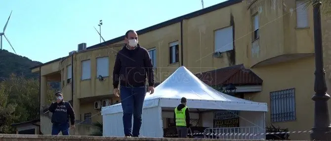 Covid, il primo cittadino di San Pietro a Maida: «Maggiori poteri ai sindaci»