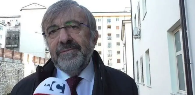 Sanità, l'ultimatum dei 5 stelle: «Via Zuccatelli o pronti a non votare il decreto Calabria»