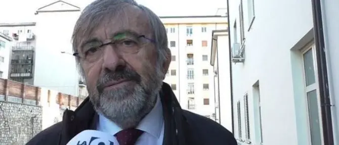 Sanità, l'ultimatum dei 5 stelle: «Via Zuccatelli o pronti a non votare il decreto Calabria»