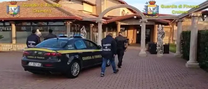 ‘Ndrangheta, confisca beni per il clan capeggiato da Nicolino Grande Aracri