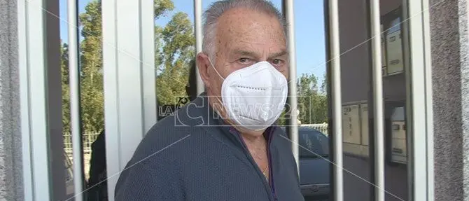 Papà di 83 anni senza vaccino antinfluenzale: «Mi serve, devo accudire mio figlio disabile»