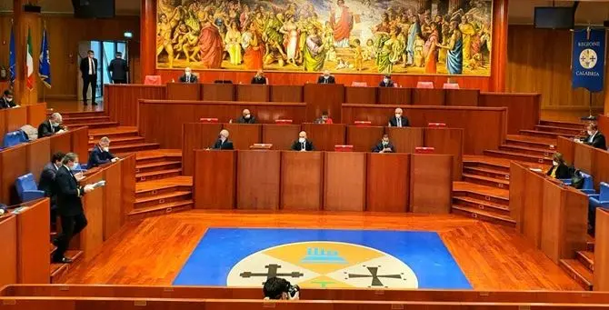 Elezioni Calabria, centrodestra in pressing su Spirlì: «Si voti il 14 febbraio»