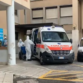 Corigliano Rossano, al pronto soccorso difficile gestione dei sospetti covid: «Mancano spazi dedicati»