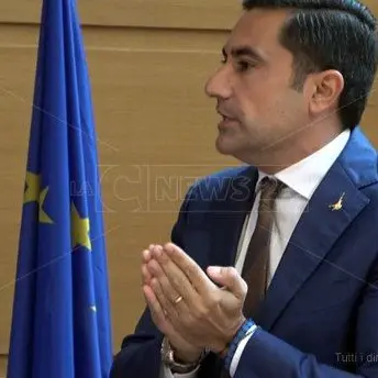 Lamezia, Furgiuele: «Posti Covid già assegnati ma saltati per una “dimenticanza” dell’Asp»