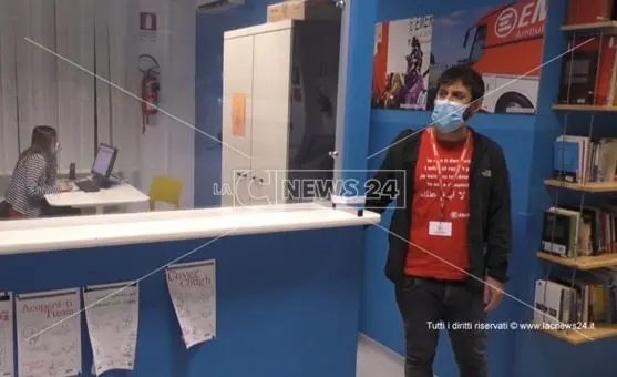 Gli operatori Emergency in Calabria non parlano di Strada: «Curiamo tutti, pronti ai tamponi»
