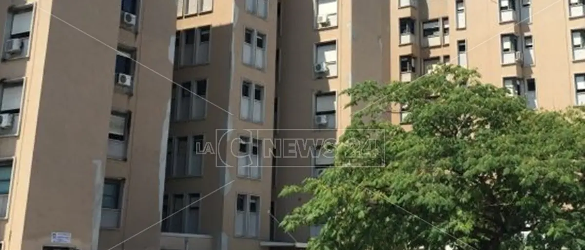 Ospedale Corigliano Rossano, mancano medici dopo l'apertura del polo Covid