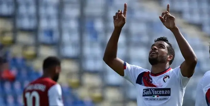 Junior Messias, dallo sbarco in Italia in cerca di lavoro alla Serie A nel Crotone