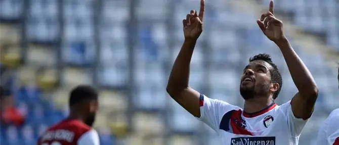 Junior Messias, dallo sbarco in Italia in cerca di lavoro alla Serie A nel Crotone