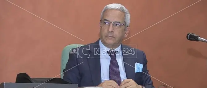 Rende, Manna pronto al rimpasto dopo le dimissioni dell'assessore Iantorno