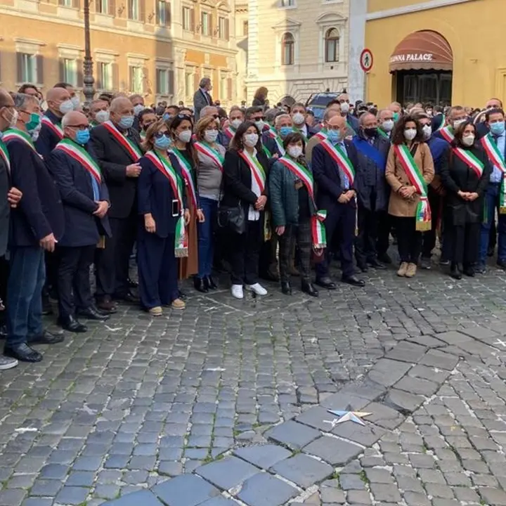 Sanità, anche i sindaci cosentini a Roma: «Il Governo recepisca le nostre indicazioni»