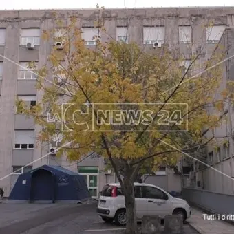 Ospedale di Praia, il sindacato degli infermieri: «Non può essere polo Covid»