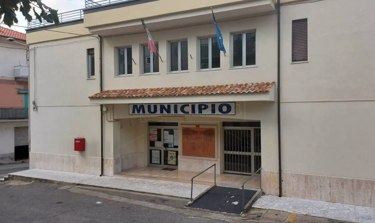 A San Pietro a Maida lutto cittadino per i due operai morti sul lavoro