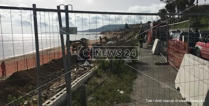 Operai morti nel cantiere del lungomare di Crotone, in 4 a processo