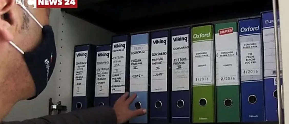 Farmabusiness, un capannone devastato è ciò che resta del patto mafia-politica