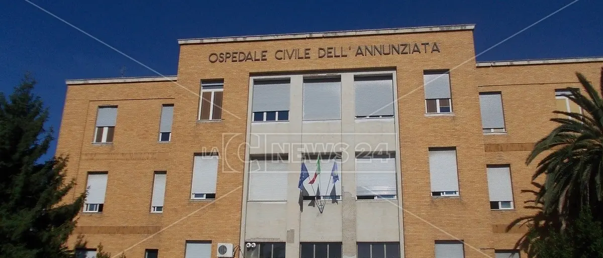 Cosenza, il prefetto stoppa Occhiuto: non può “ordinare” nuove assunzioni in ospedale