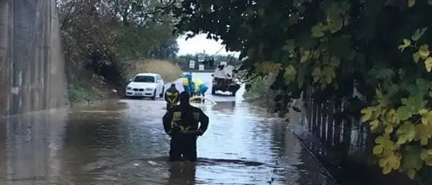 Sottopasso allagato a Corigliano-Rossano: tre aree residenziali isolate