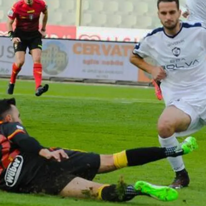 Lega Pro, il Catanzaro vince ancora: battuta la Cavese 2-1