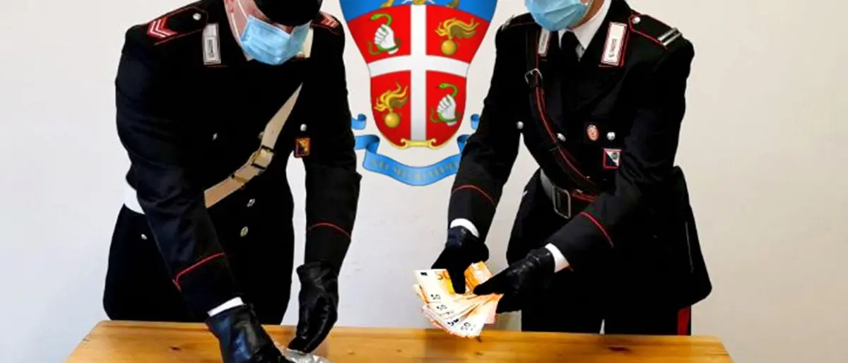 Taurianova, compra cocaina e scappa in monopattino: arrestato con i due venditori