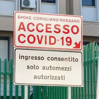 Corigliano-Rossano, chiudono reparto Covid e laboratorio di Microbiologia: manca il personale