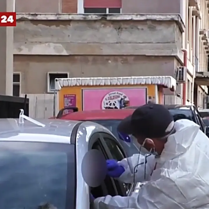 Coronavirus nel Reggino, a Scilla lunghe file di auto e ore d’attesa per i tamponi: video