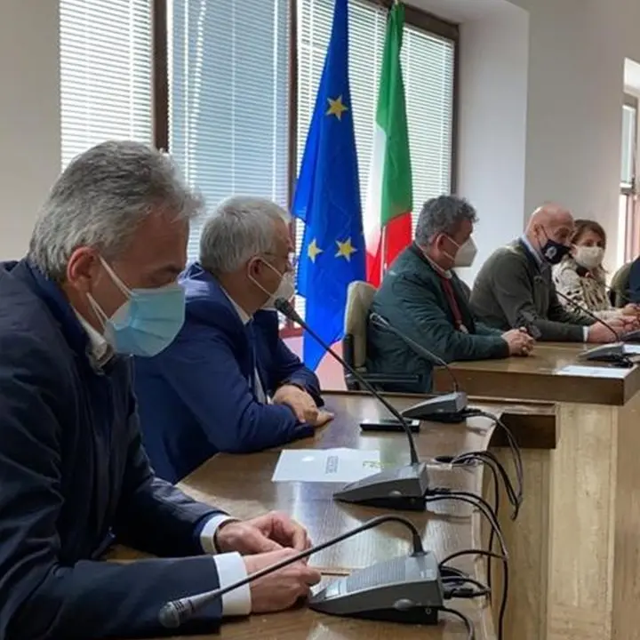Maltempo, Spirlì a Crotone: «Noi ci siamo. Presto ristori e risarcimenti»