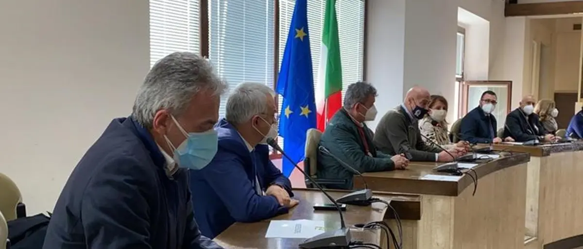 Maltempo, Spirlì a Crotone: «Noi ci siamo. Presto ristori e risarcimenti»