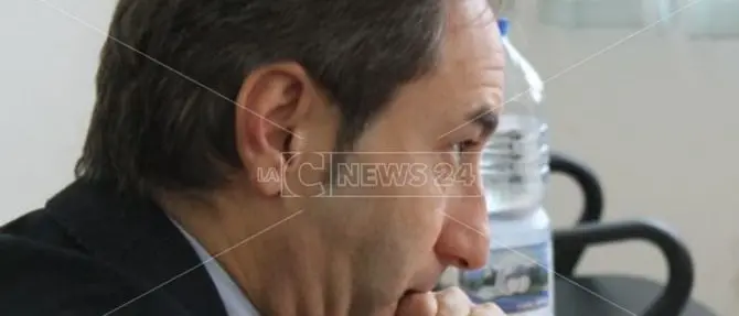 Cosenza, Di Natale si dimette dalla Provincia per lasciare il posto a un infermiere