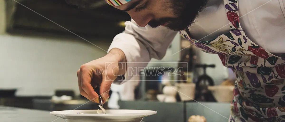 Il calabrese Emanuele Lecce premiato da Gambero Rosso miglior chef under 30