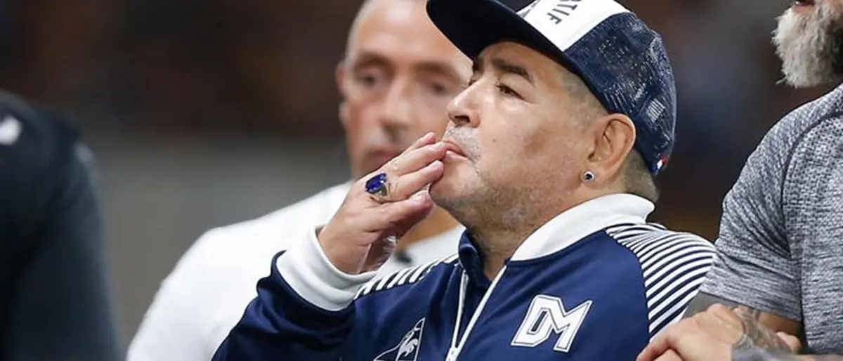 È morto Diego Armando Maradona: il Pibe de oro aveva 60 anni