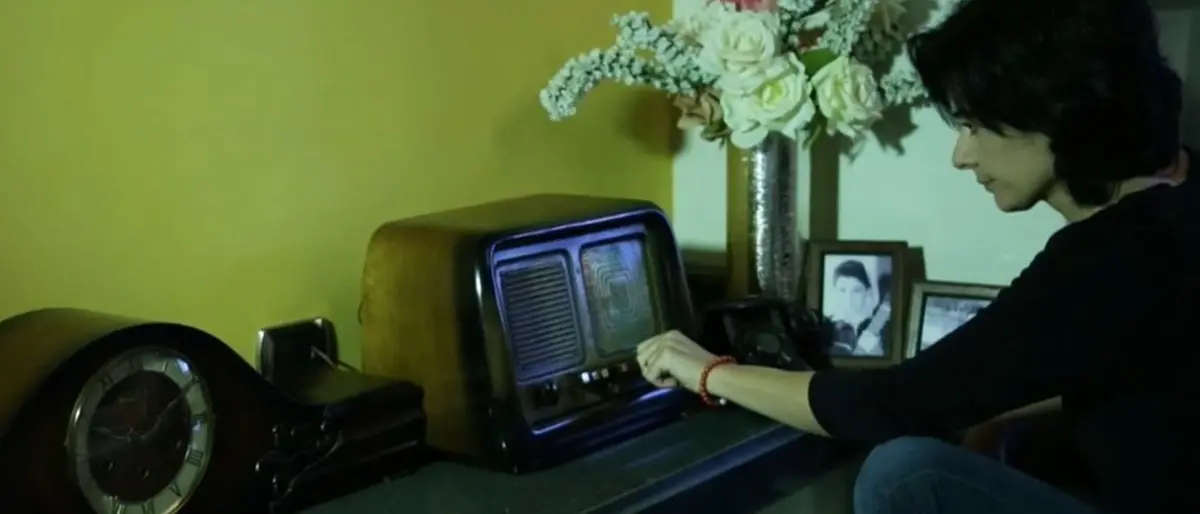 Violenza sulle donne, il flash mob virtuale per accendere la speranza