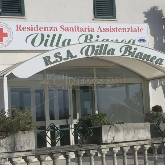 Focolaio Rsa Villa Bianca, l’appello: «Ci sono 15 positivi, servono medici e infermieri»