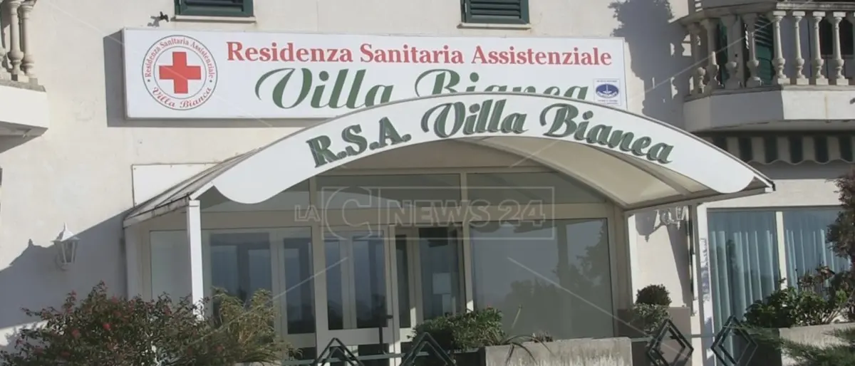 Focolaio Rsa Villa Bianca, l’appello: «Ci sono 15 positivi, servono medici e infermieri»