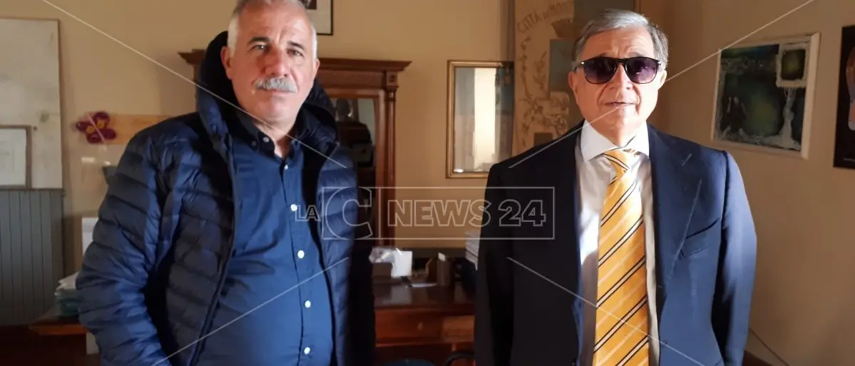 Regionali, a Montalto la maggioranza spinge per la candidatura del sindaco Caracciolo