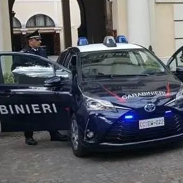 Tentò di uccidere il fratello lanciandogli una bombola di gas: un arresto nel Cosentino