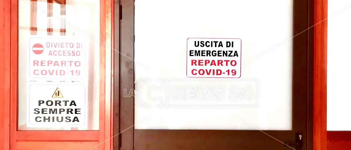 Cetraro, nel reparto Covid tre sanitari positivi: esito tamponi arrivato dopo una settimana