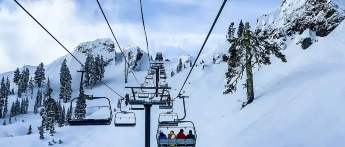 Nuovo Dpcm per Natale, le Regioni: «Valutiamo la chiusura dei confini»