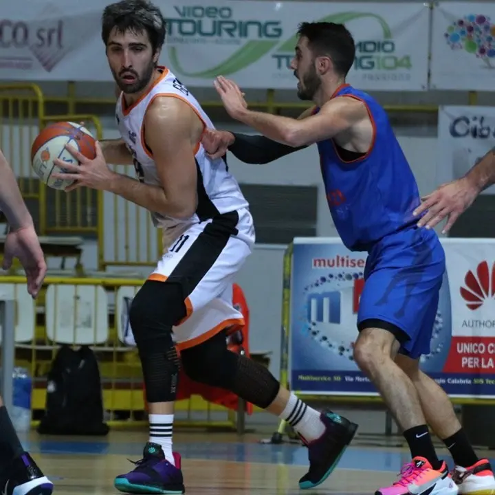 Buona la prima per la Viola Reggio Calabria nel derby con il Catanzaro