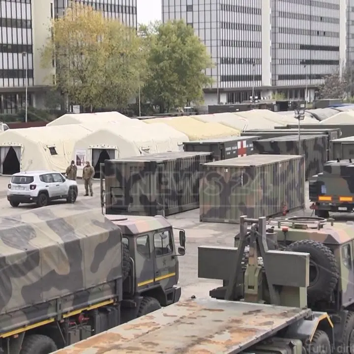 Cosenza, il primo paziente varca la soglia dell'ospedale militare: attivi i 40 posti letto