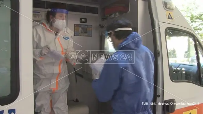 Coronavirus Calabria, calano i contagi ma ancora tanti morti: 230 casi e 9 decessi nel bollettino