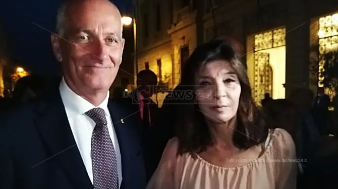 Reggio ricorda il prefetto De Sena con Gabrielli. Sarà il successore di Salvini?