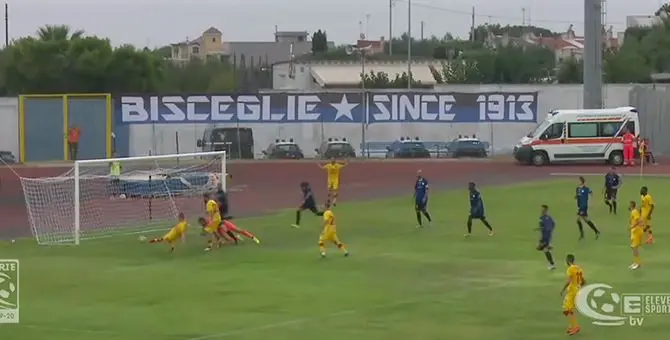 Per il Catanzaro occasione sprecata a Bisceglie, finisce 1-1