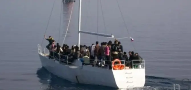 Calabria ancora terra di sbarchi, 52 migranti approdano nel Crotonese