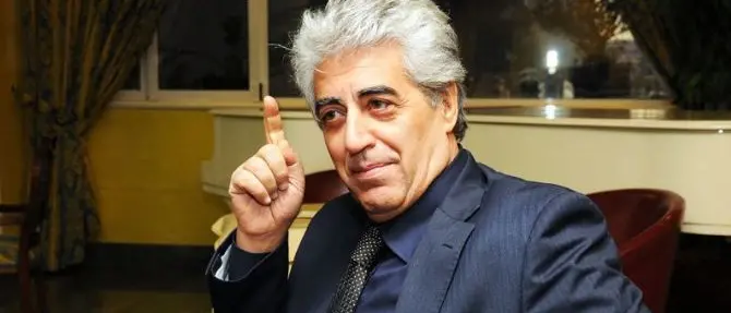 Lo scrittore Gangemi con Oliverio: «Voterò centrosinistra solo se c'è lui»