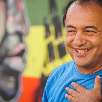 Mimmo Lucano è libero, può tornare a Riace. Il tribunale revoca il divieto di dimora