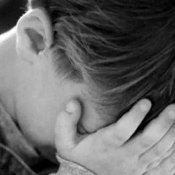 Parenti di un pentito di camorra gli aggressori del bimbo di 3 anni: allontanati dalla Calabria