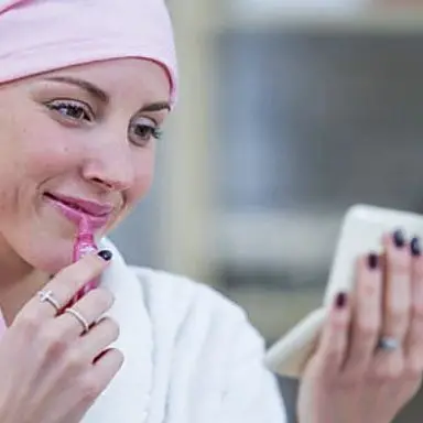 Tumori, la “bellezza” come terapia per combattere i disagi della malattia