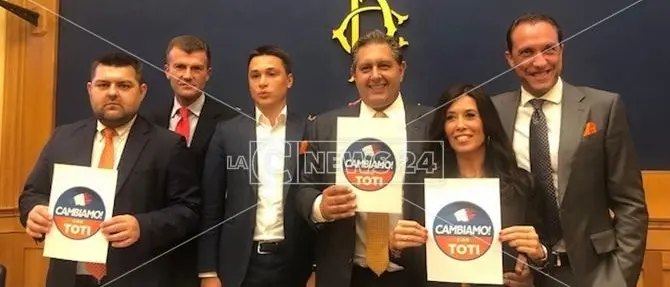 L’appello di Toti ai delusi del centrodestra: «La nostra è la casa di tutti»