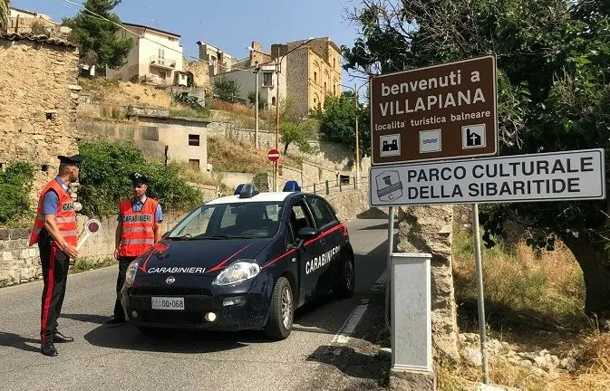 Minacce e percosse alla nonna, arrestato un 17enne di Villapiana