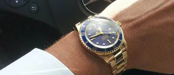 Rolex e prosciutti dal pentito in cambio di false perizie, medici e avvocati rischiano il processo