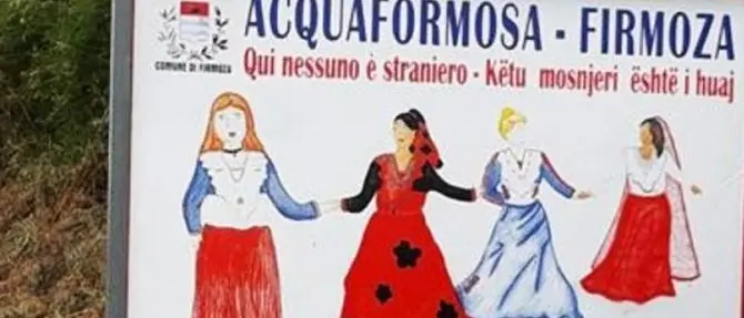 Migranti, il modello d’integrazione di Acquaformosa in un libro